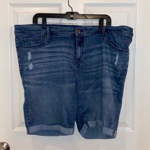 Ava & Viv Bermuda shorts